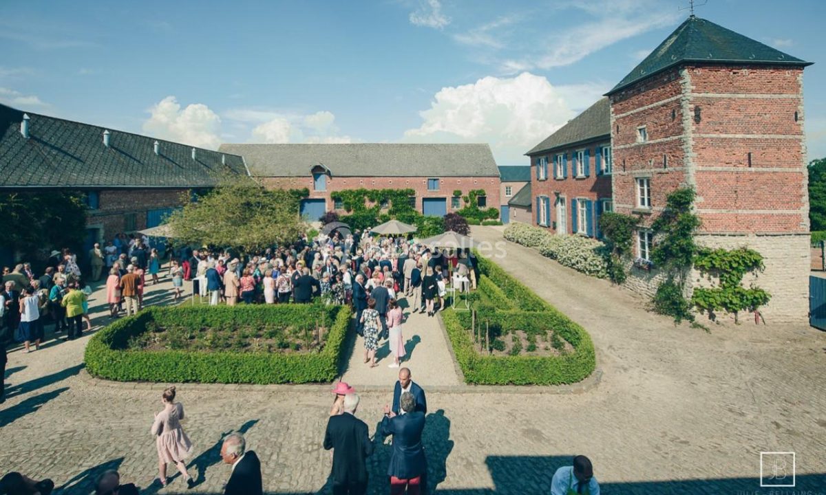 la-cour-interieure-reception